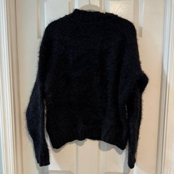 Sweater - Picture 2 of 5